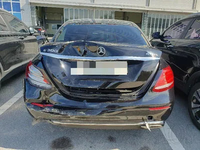 2017 Mercedes-Benz E 300 VIN: