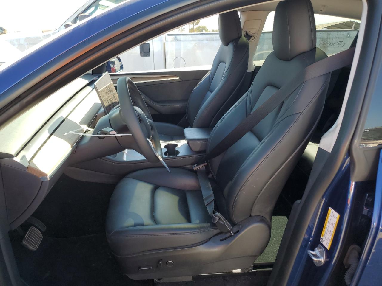 2023 TESLA MODEL Y  VIN:7SAYGDEE6PF603320