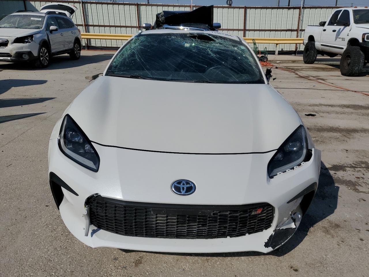 2022 TOYOTA GR 86  VIN:JF1ZNBB17N9751485