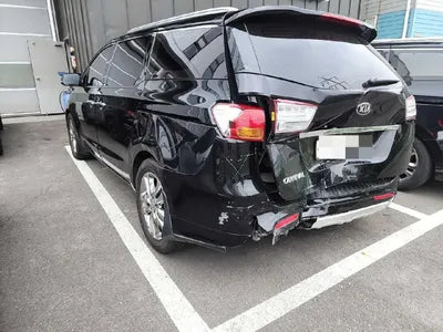 2017 Kia Carnival VIN: