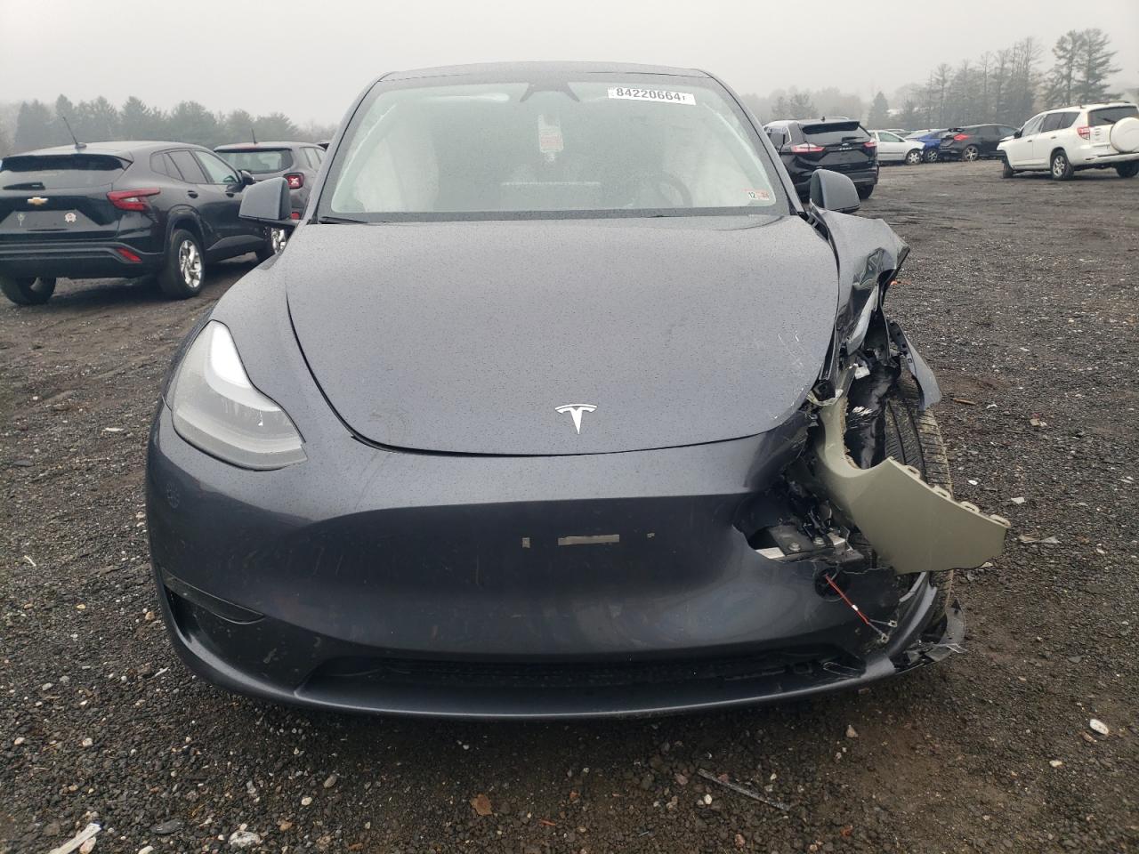 2023 TESLA MODEL Y  VIN:7SAYGDEE3PA203552
