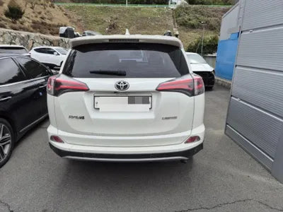 2018 Toyota RAV4 JTMYFREV2JD111380 VIN:JTMYFREV2JD111380