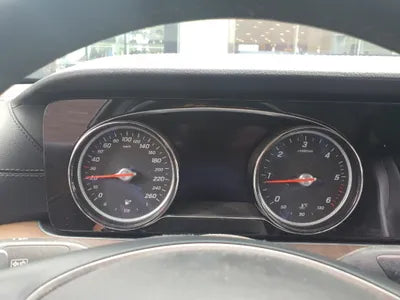 2018 Mercedes-Benz E 220 WDDZF0EB5JA450082 VIN:WDDZF0EB5JA450082