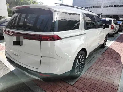 2023 Kia Carnival VIN: