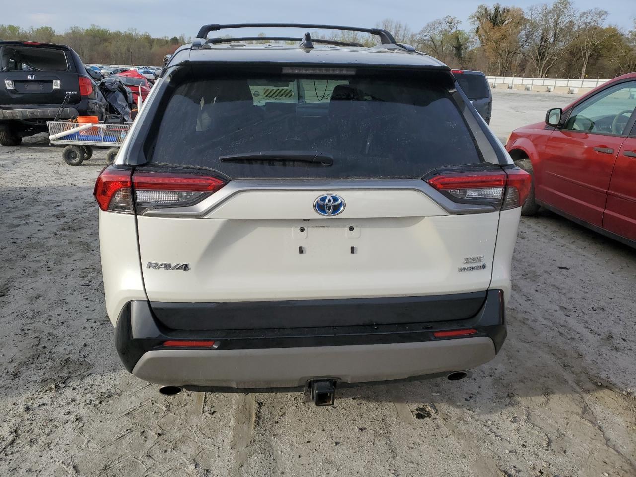 2022 TOYOTA RAV4 XSE VIN:2T3E6RFV4NW030830