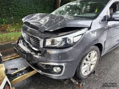 2017 Kia Carnival VIN: