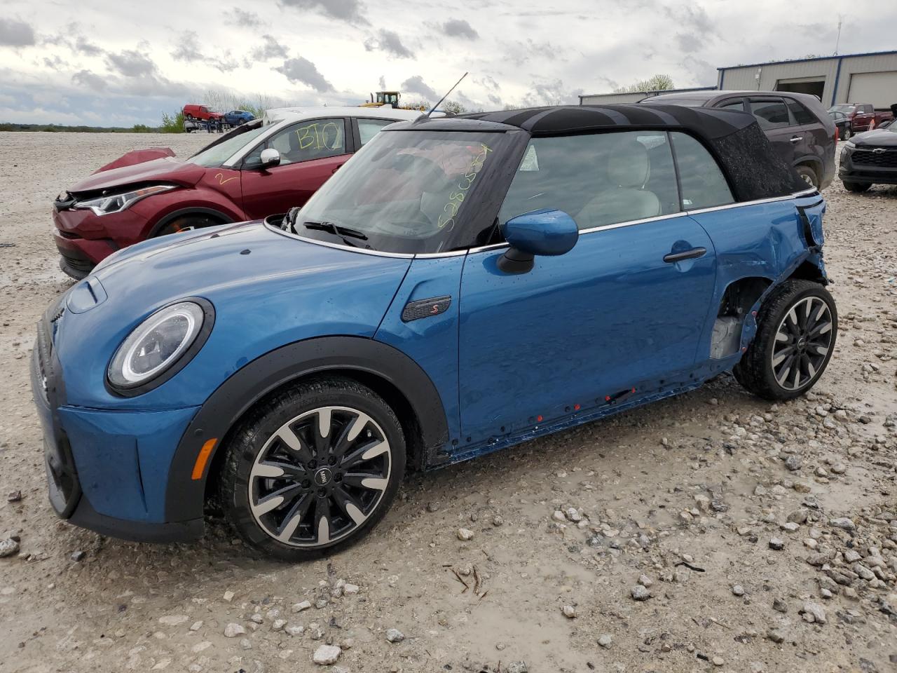 2024 MINI COOPER S VIN:WMW43DL07R3S05299