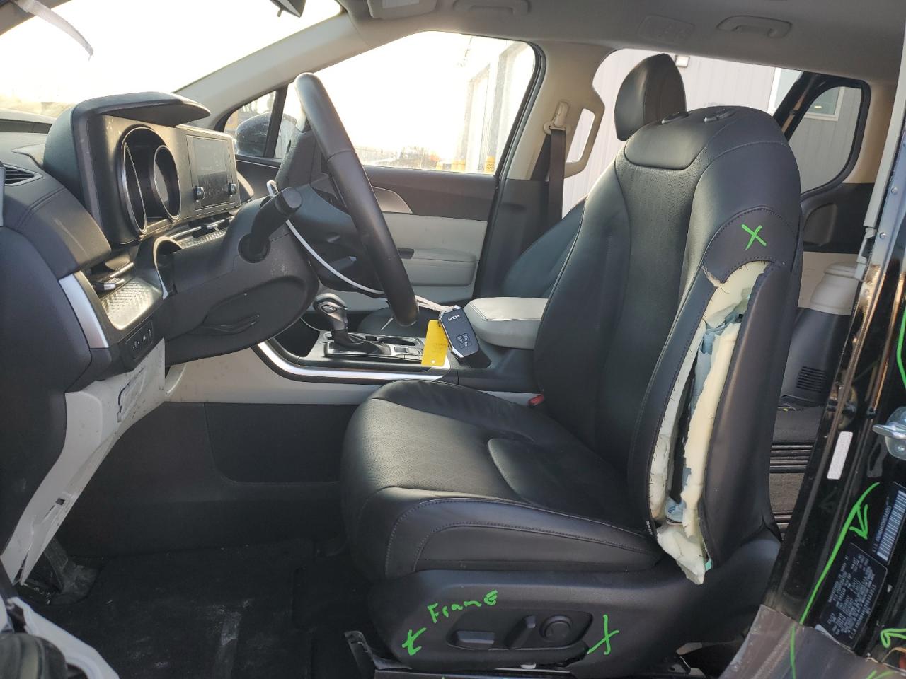 2024 KIA CARNIVAL LX VIN:KNDNB4H35R6343015