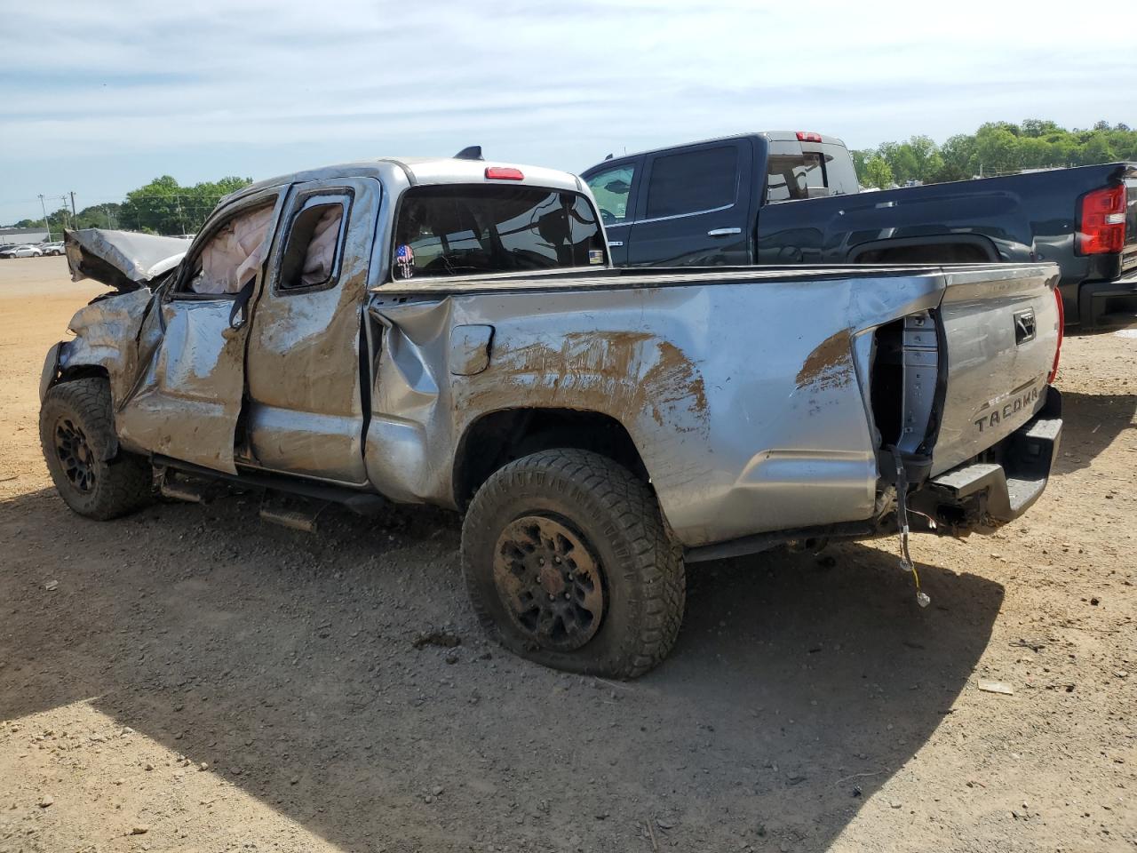 2022 TOYOTA TACOMA ACCESS CAB VIN:3TYRX5GN6NT055823