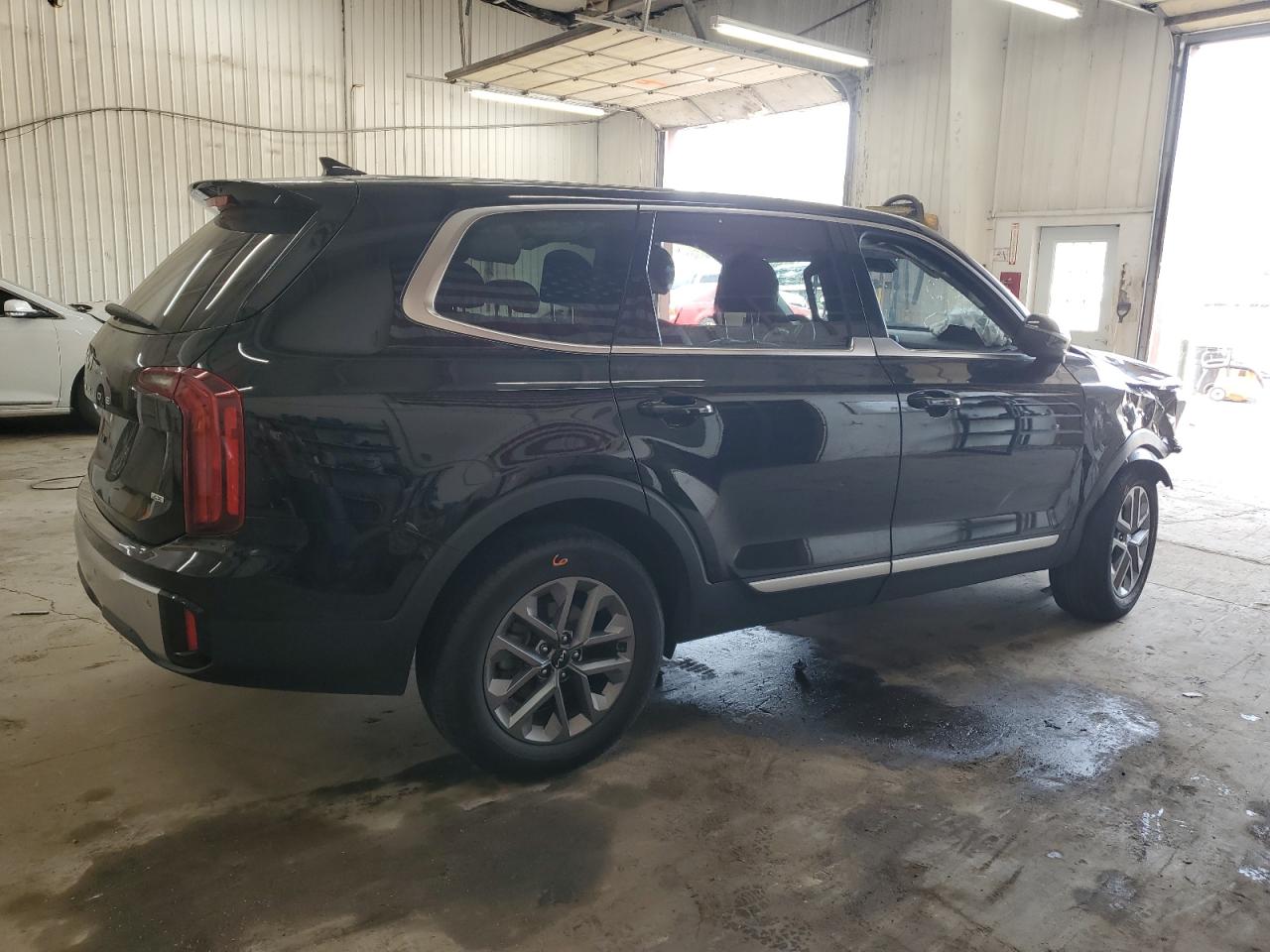 2023 KIA TELLURIDE LX VIN:5XYP2DGC5PG327577