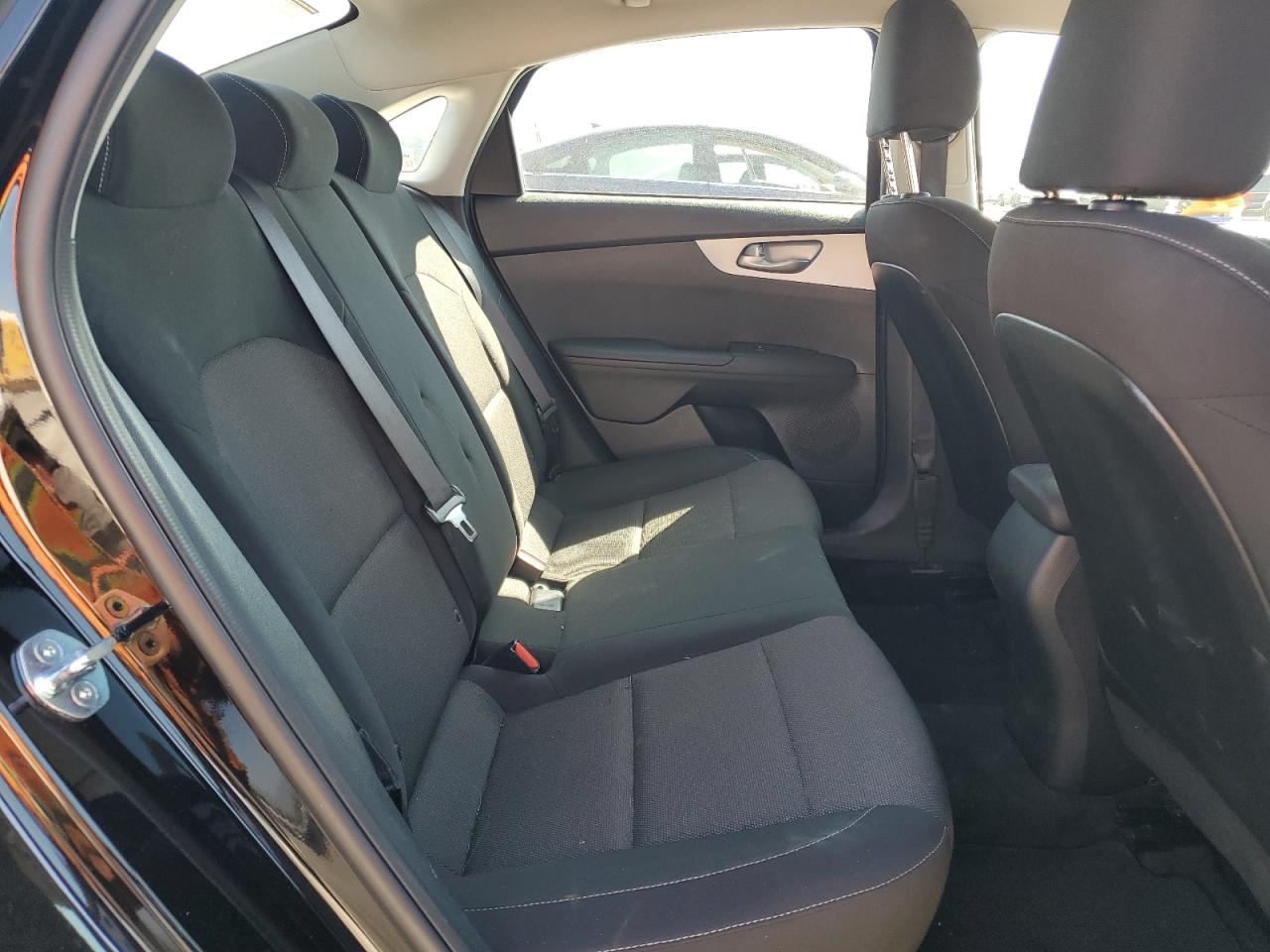 2022 KIA FORTE FE VIN:3KPF24AD0NE499958