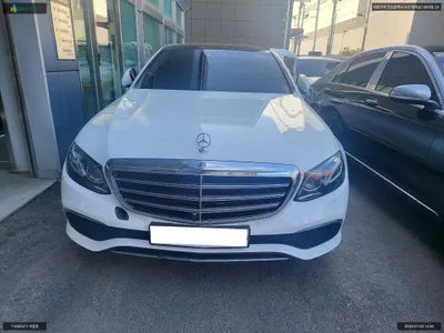 2019 Mercedes-Benz E 300 WDDZF4KB3KA677770 VIN:WDDZF4KB3KA677770