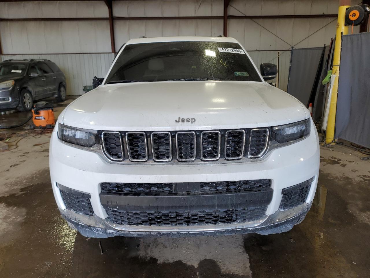 2024 JEEP GRAND CHEROKEE L LIMITED VIN:1C4RJKBG7R8920037