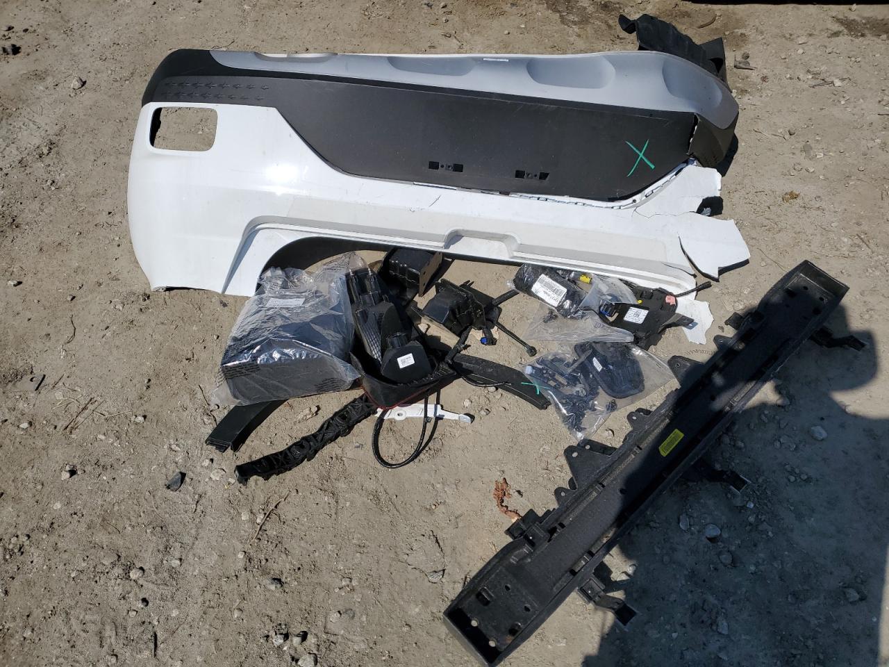 2023 HYUNDAI VENUE SEL VIN:KMHRC8A36PU276221