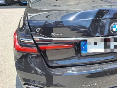 2021 BMW 740 VIN: