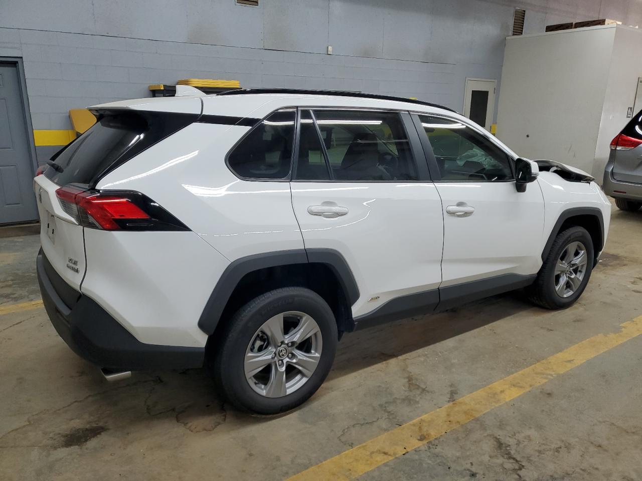 2022 TOYOTA RAV4 XLE VIN:4T3RWRFV3NU080099