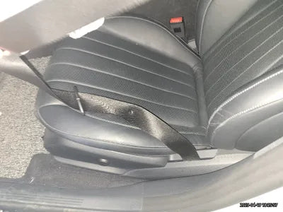 2017 Mercedes-Benz E 300 WDDZF4KB6HA250933 VIN:WDDZF4KB6HA250933