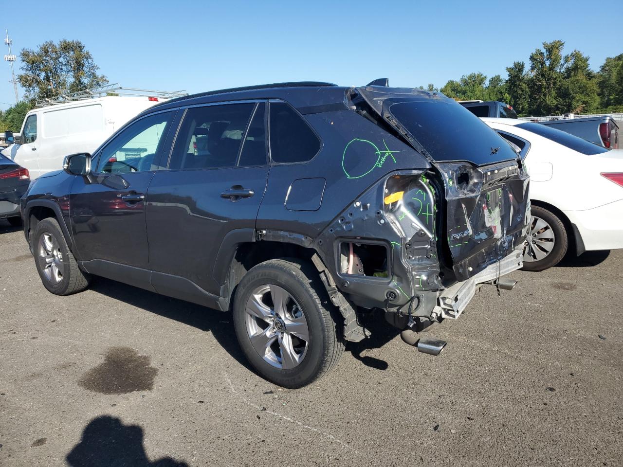 2022 TOYOTA RAV4 XLE VIN:2T3P1RFV8NC319881