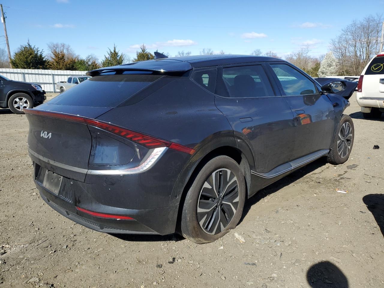 2022 KIA EV6 LIGHT VIN:KNDC3DLC8N5088128