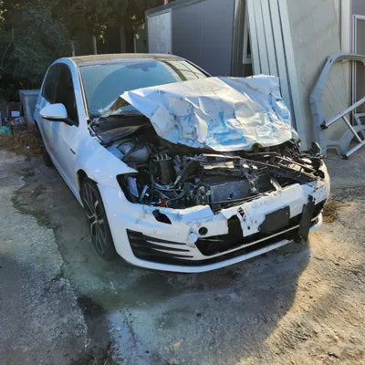 2016 Volkswagen Golf VIN: