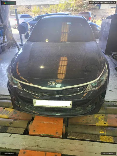 2015 Kia K5 KNAGW41CBGA001387 VIN:KNAGW41CBGA001387