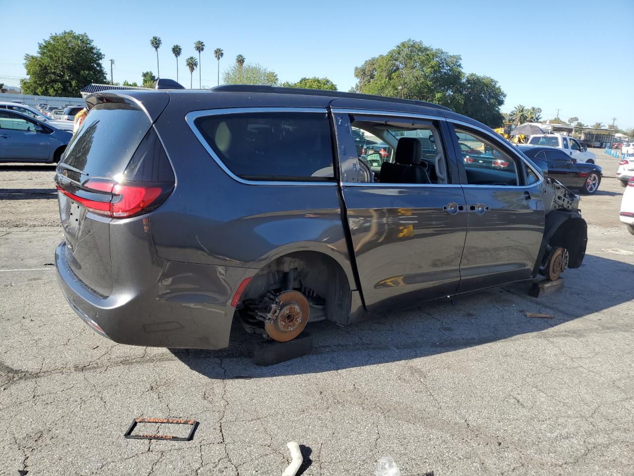 2022 CHRYSLER PACIFICA TOURING L VIN:2C4RC1BG3NR144900