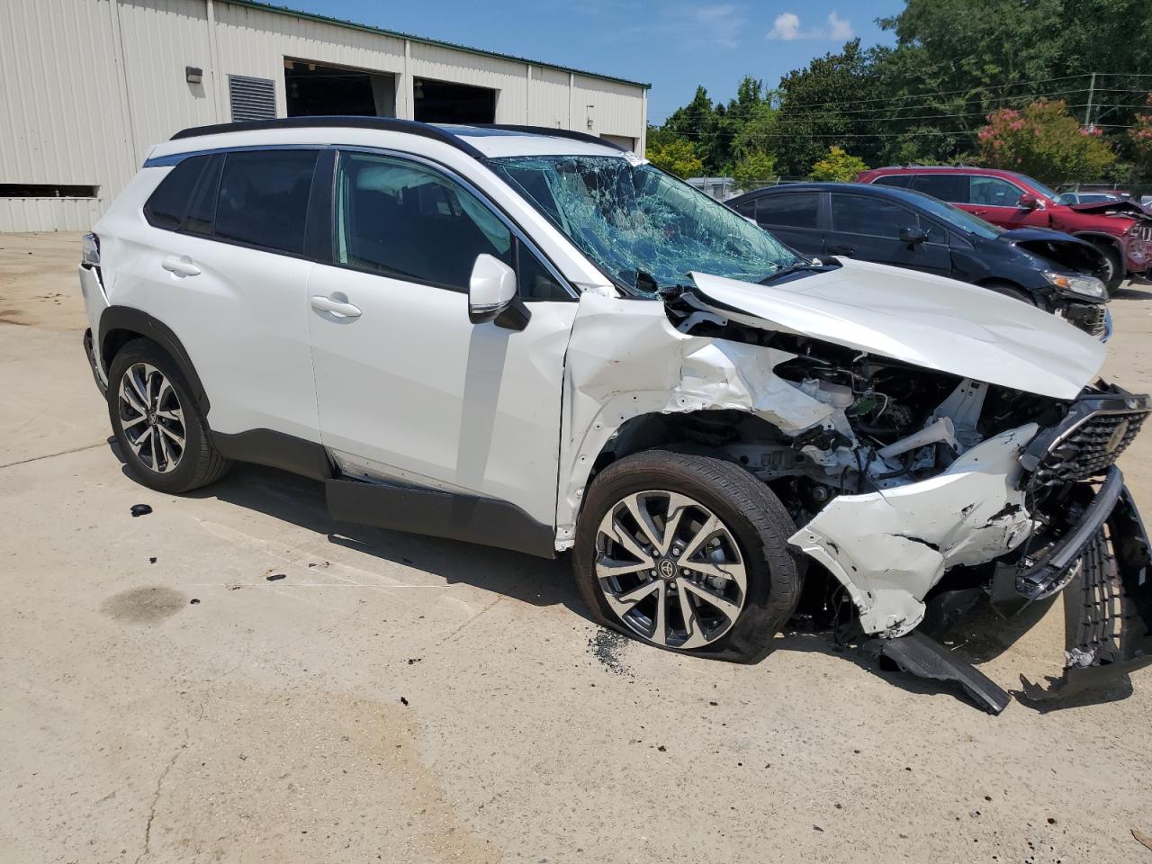 2023 TOYOTA COROLLA CROSS XLE VIN:7MUDAAAG0PV043069