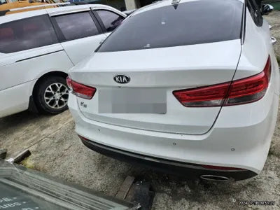 2016 Kia K5 VIN: