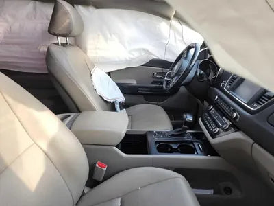 2016 Kia Carnival VIN: