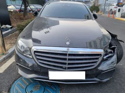 2018 Mercedes-Benz E 300 932KMKMHFF41CBHA5 VIN:932KMKMHFF41CBHA5