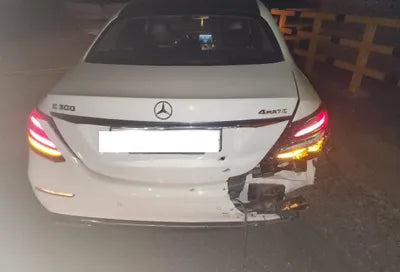 2017 Mercedes-Benz E 300 WDDZF4KB8HA077058 VIN:WDDZF4KB8HA077058