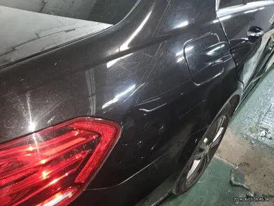 2015 Mercedes-Benz E 220 VIN: