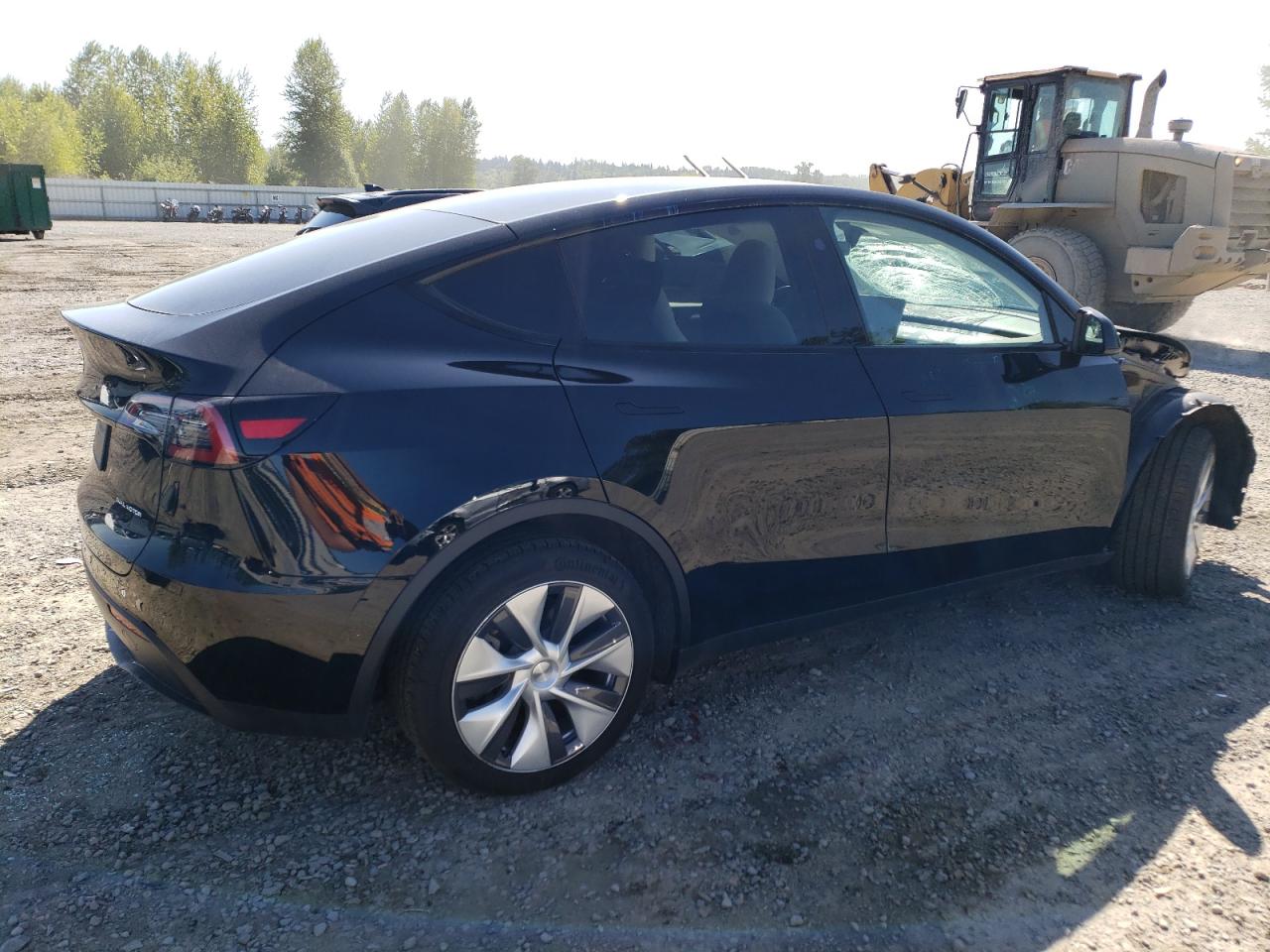 2023 TESLA MODEL Y  VIN:7SAYGDEE6PF936665