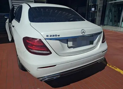 2016 Mercedes-Benz E 220 VIN: