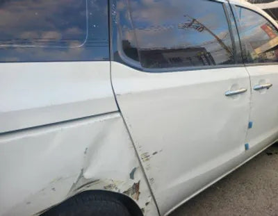 2017 Kia Carnival KNAME81ABHS308120 VIN:KNAME81ABHS308120