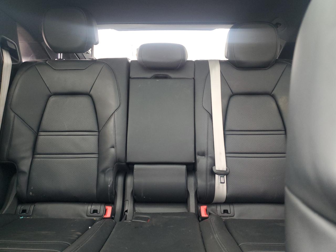 2023 PORSCHE CAYENNE COUPE VIN:WP1BA2AY8PDA26241