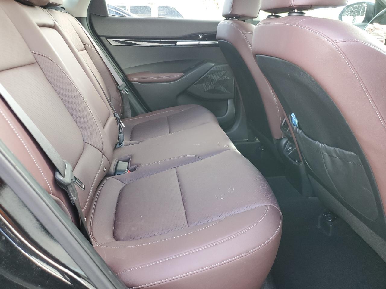 2023 KIA SELTOS SX VIN:KNDETCA24P7352126