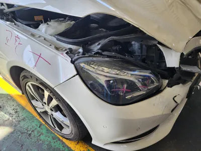 2015 Mercedes-Benz E 220 VIN: