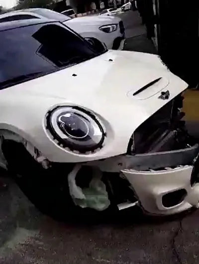 2018 MINI John Cooper Works WMWXM9107J2F98437 VIN:WMWXM9107J2F98437