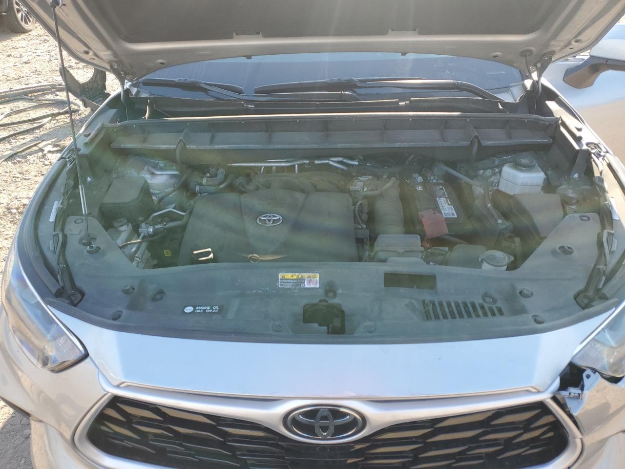 2022 TOYOTA HIGHLANDER L VIN:5TDCZRBH2NS234381