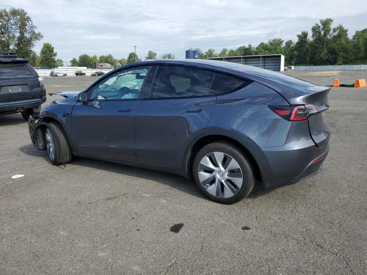 2023 TESLA MODEL Y  VIN:7SAYGDEE0PF921935