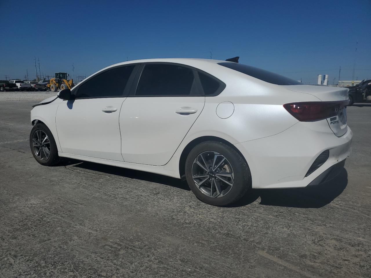2023 KIA FORTE LX VIN:3KPF24AD2PE637602