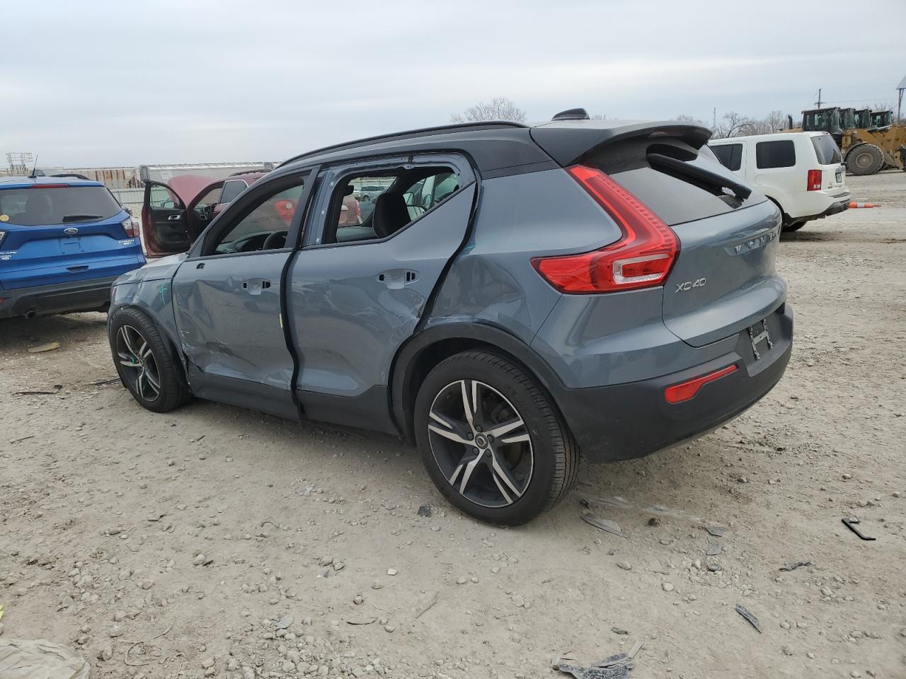 2022 VOLVO XC40 T5 R-DESIGN VIN:YV4162UM4N2662345