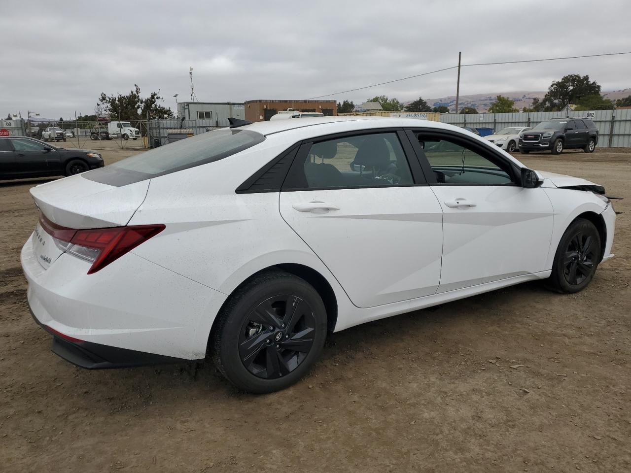 2023 HYUNDAI ELANTRA BLUE VIN:KMHLM4AJXPU075299