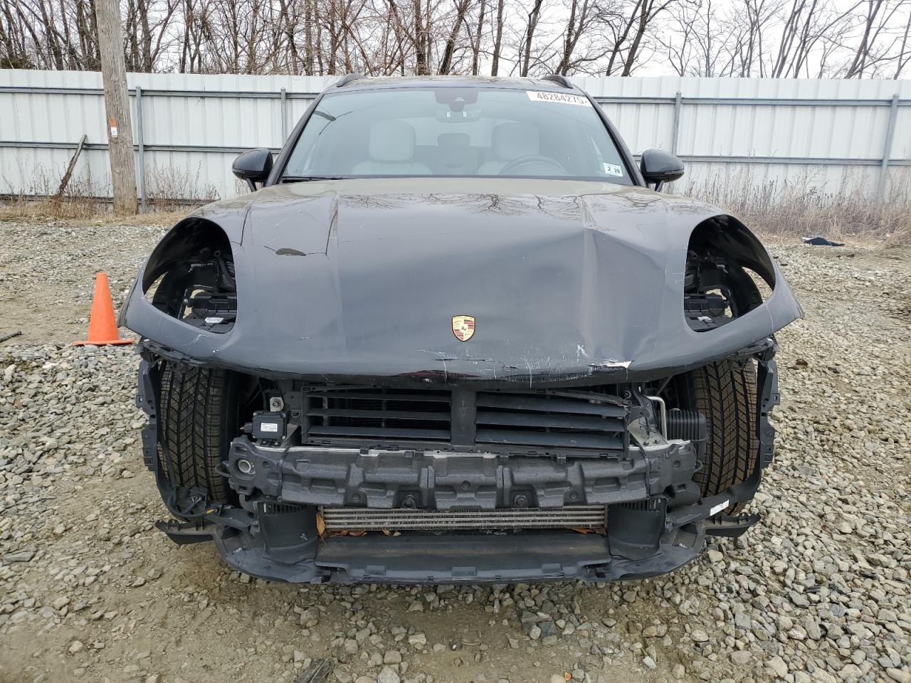 2022 PORSCHE MACAN  VIN:WP1AA2A57NLB10426