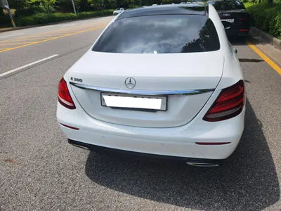 2016 Mercedes-Benz E 300 WDDZF4JB9HA048475 VIN:WDDZF4JB9HA048475
