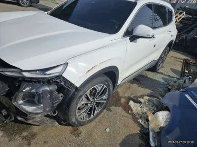 2018 Hyundai Santa FE VIN: