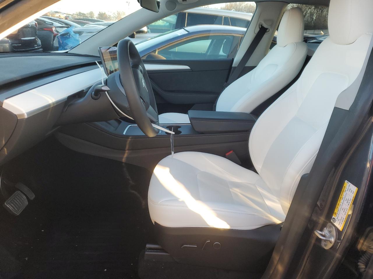2023 TESLA MODEL Y  VIN:7SAYGDEE3PA102060