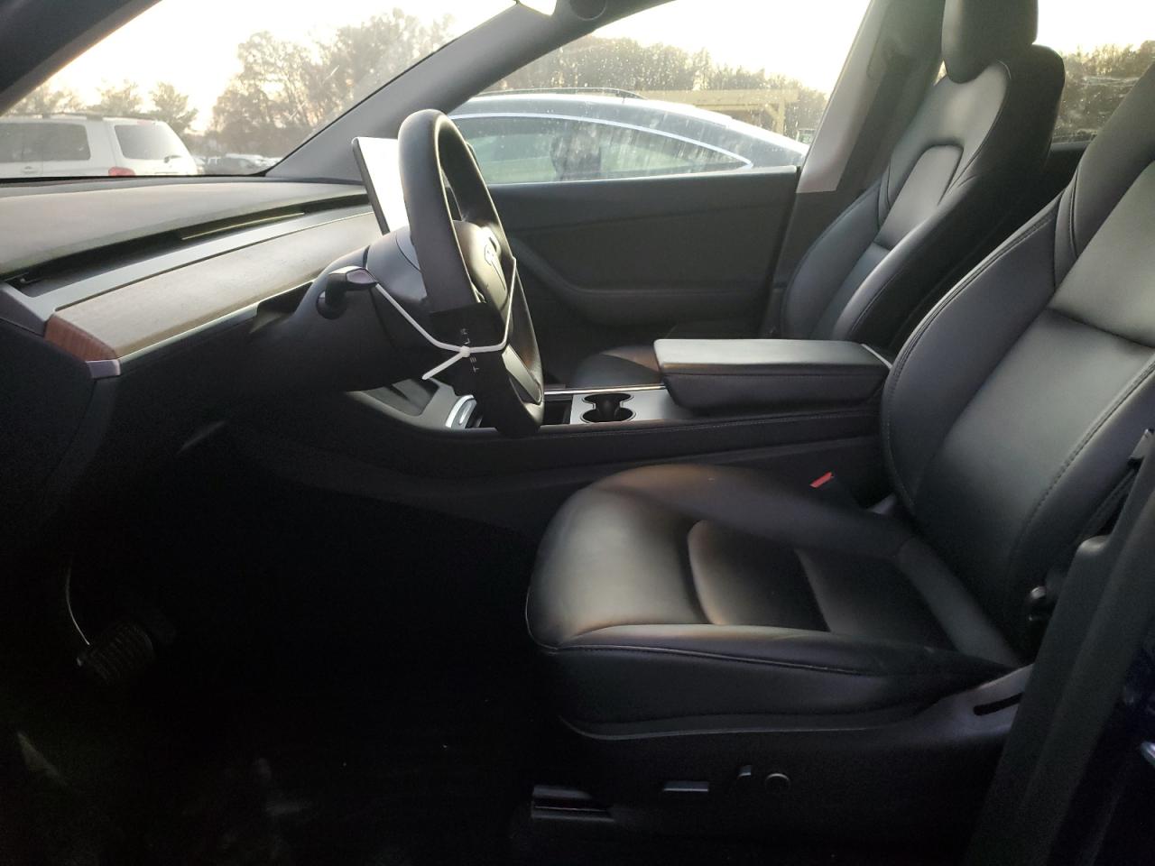 2022 TESLA MODEL Y  VIN:7SAYGDEE1NF485464