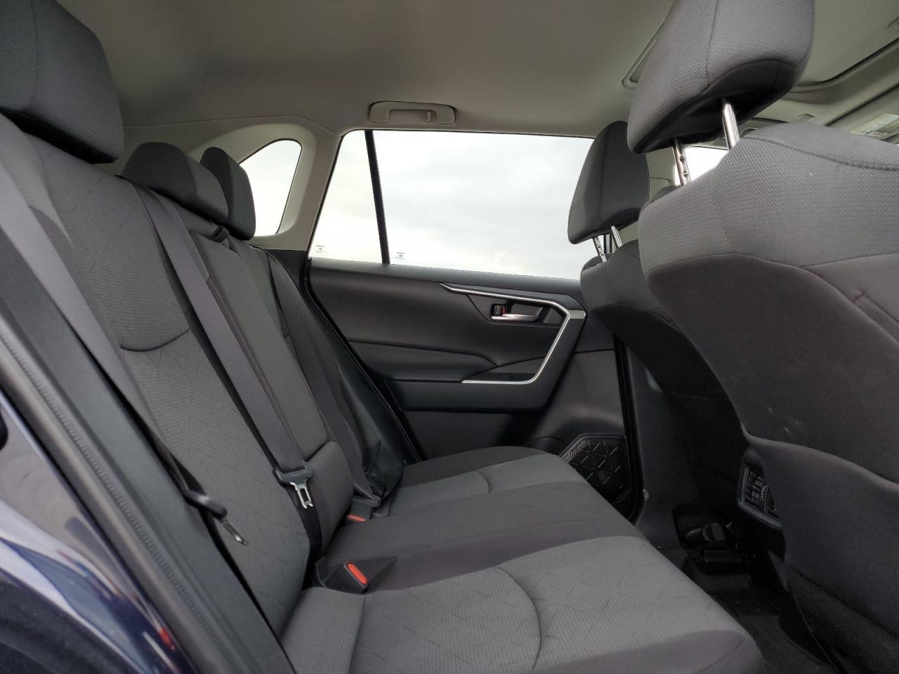 2024 TOYOTA RAV4 XLE VIN:2T3W1RFV3RW363271